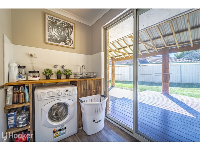 17 Cork Place, Warnbro WA 6169