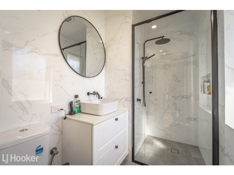 17 Cork Place, Warnbro WA 6169