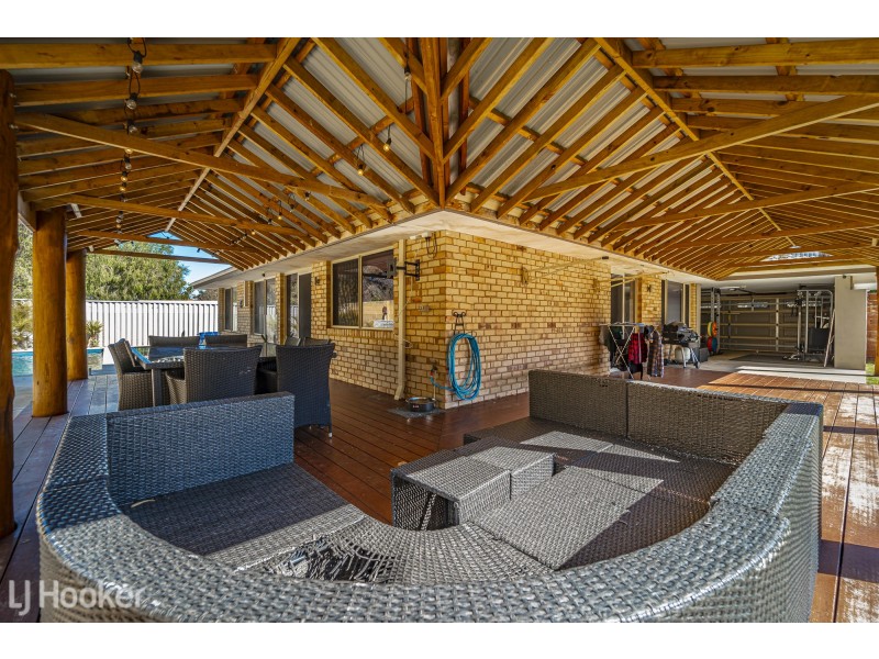 17 Cork Place, Warnbro WA 6169