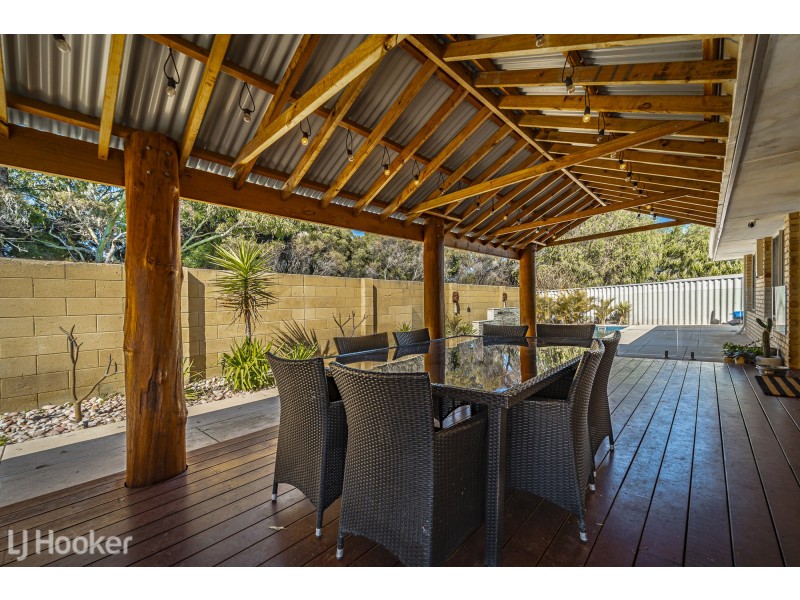 17 Cork Place, Warnbro WA 6169