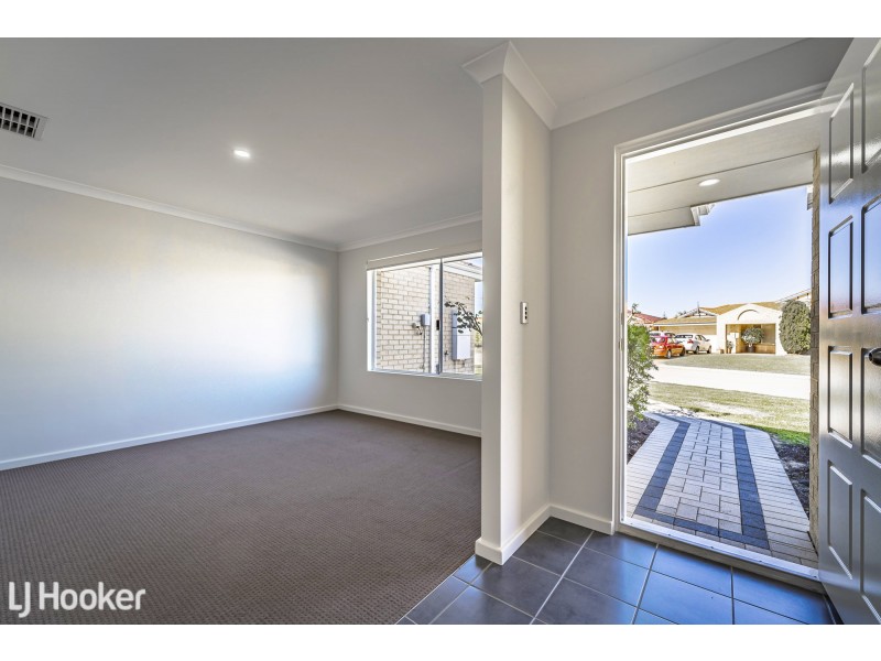 4B Sorelle Way, Port Kennedy WA 6172