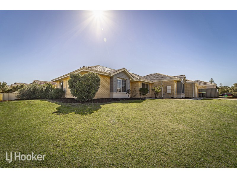 4B Sorelle Way, Port Kennedy WA 6172