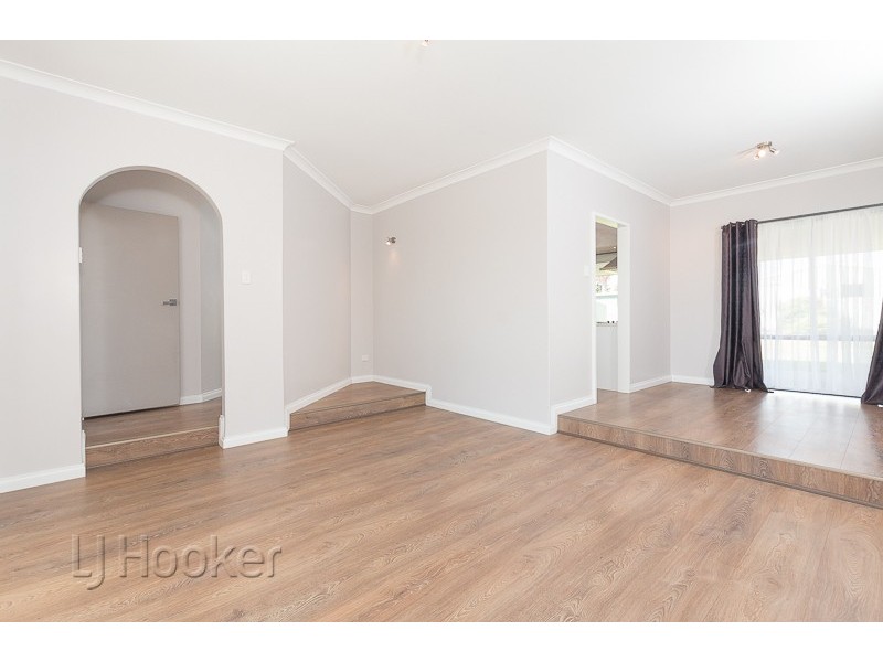 114 Simpson Avenue, Rockingham WA 6168