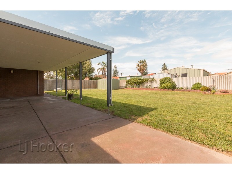 114 Simpson Avenue, Rockingham WA 6168