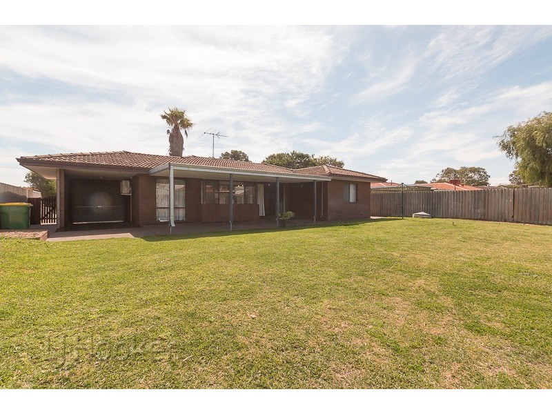 114 Simpson Avenue, Rockingham WA 6168