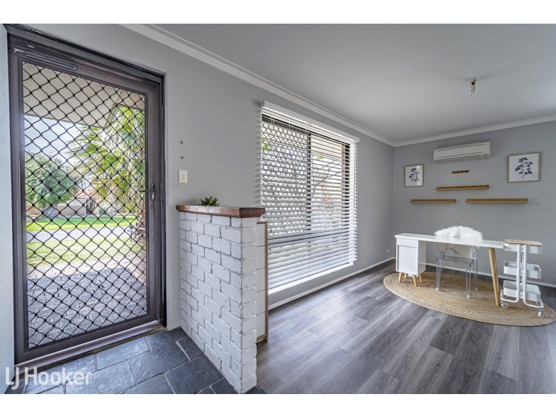 12 Monkton Way, Warnbro WA 6169