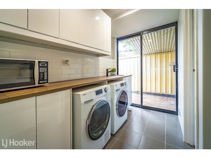 12 Monkton Way, Warnbro WA 6169