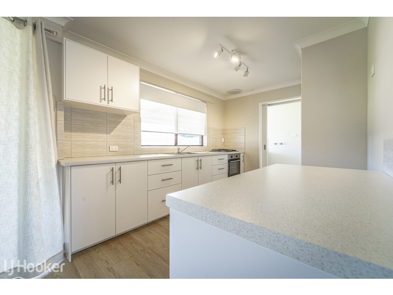 135 Charthouse Road, Waikiki WA 6169