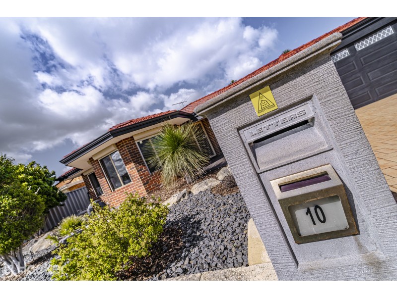 10 Moorburg Loop, Port Kennedy WA 6172