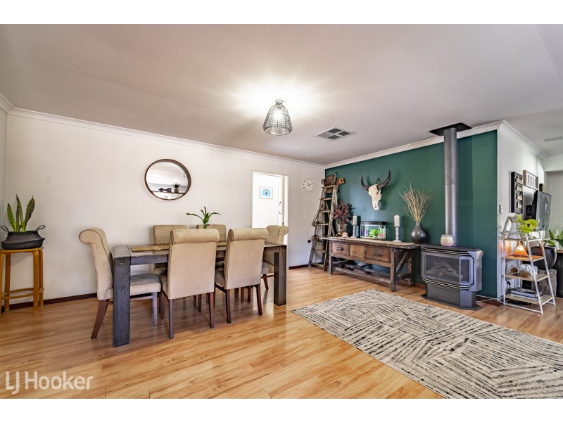 10 Moorburg Loop, Port Kennedy WA 6172