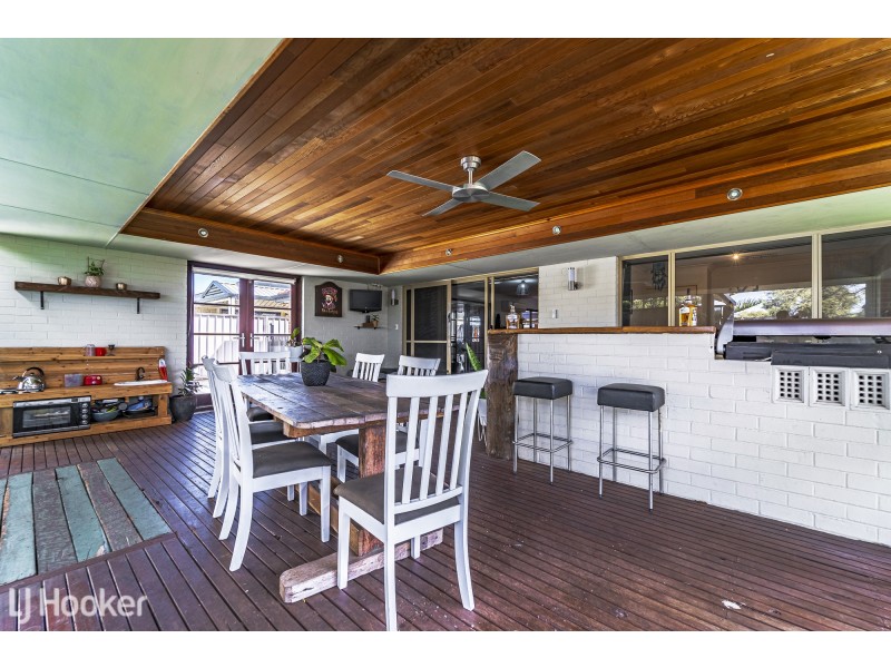 10 Moorburg Loop, Port Kennedy WA 6172
