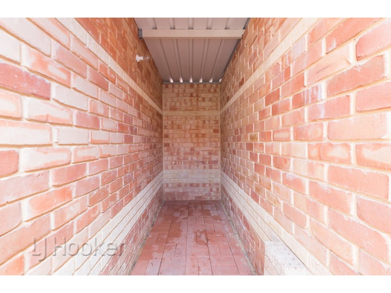 12/10 Nabberu Loop, Cooloongup WA 6168