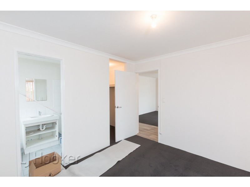 12 Seaspray Place, Waikiki WA 6169