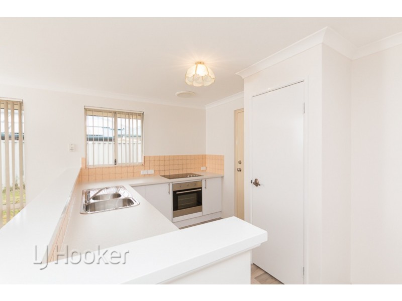 12 Seaspray Place, Waikiki WA 6169