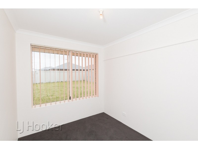 12 Seaspray Place, Waikiki WA 6169