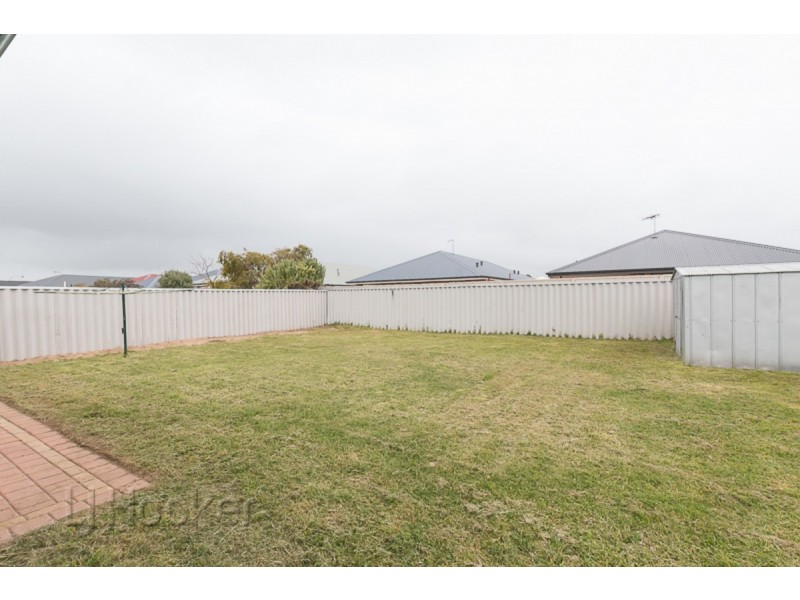 12 Seaspray Place, Waikiki WA 6169