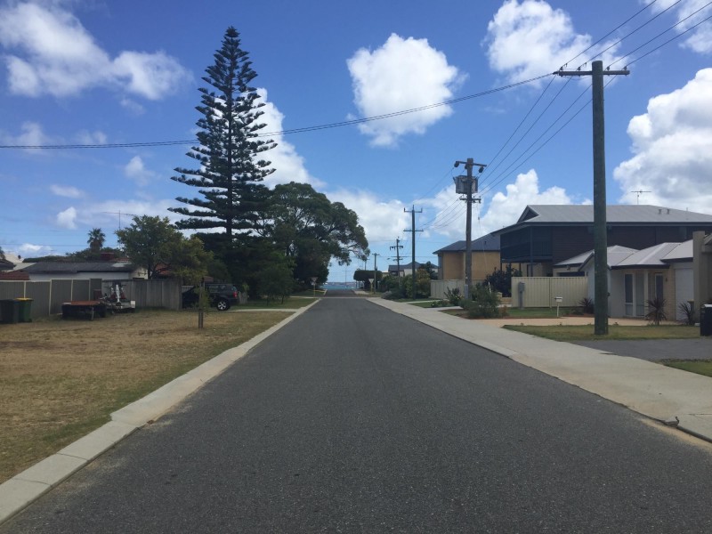 23 Weld Street, Rockingham WA 6168