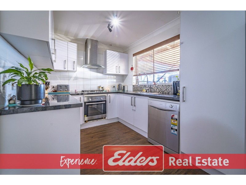 1 Frome Way, Cooloongup WA 6168