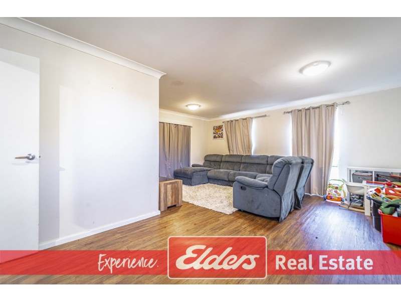 1 Frome Way, Cooloongup WA 6168