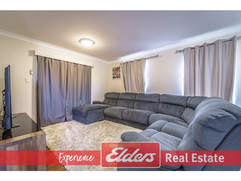 1 Frome Way, Cooloongup WA 6168