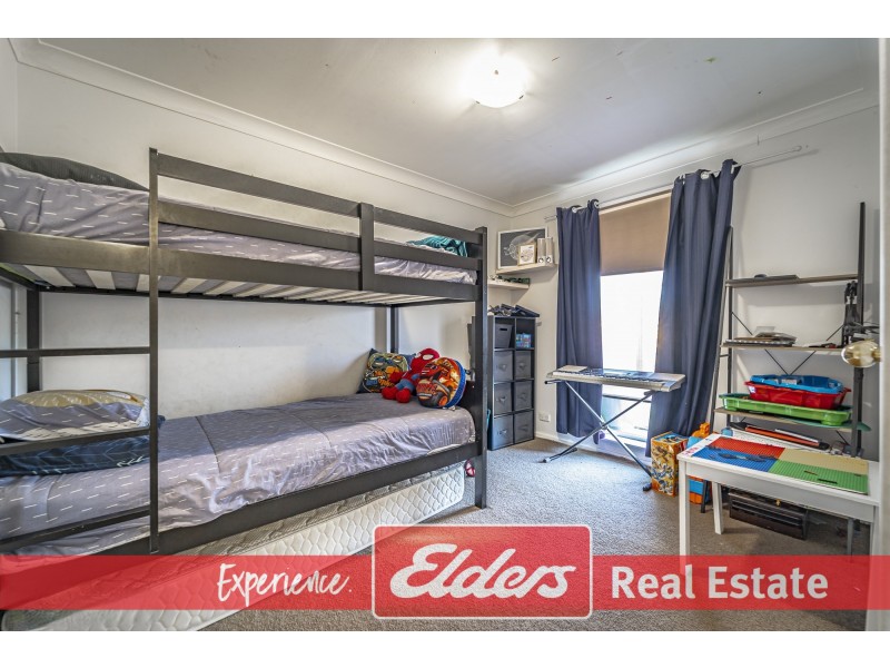 1 Frome Way, Cooloongup WA 6168