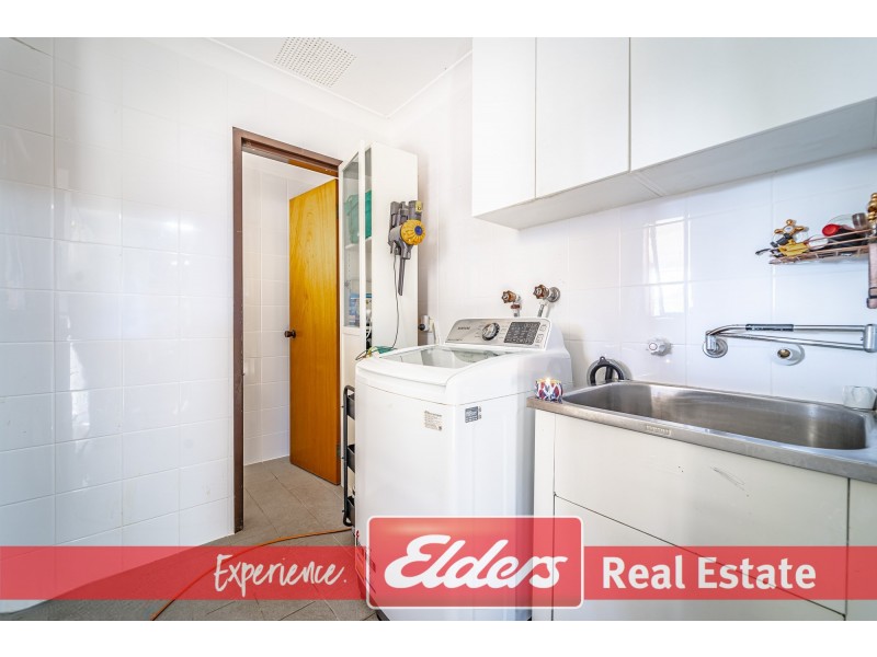 1 Frome Way, Cooloongup WA 6168