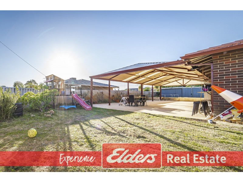 1 Frome Way, Cooloongup WA 6168