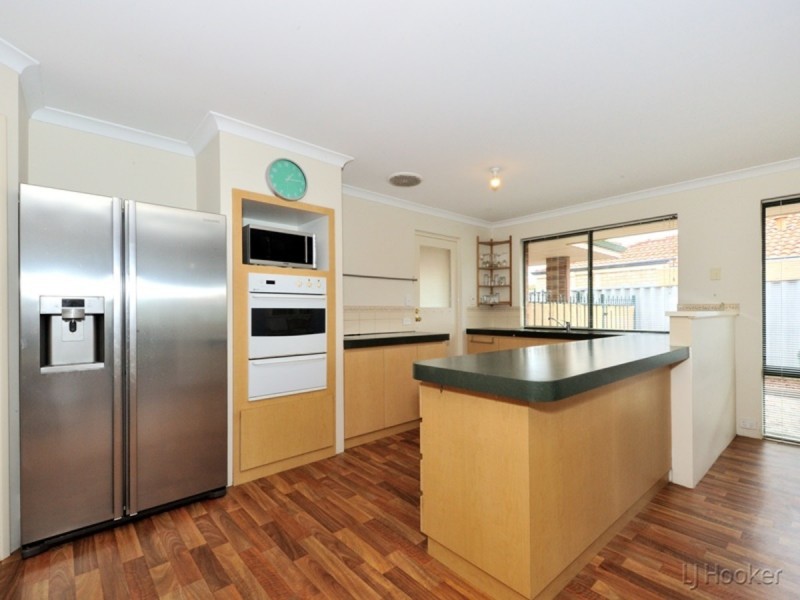 3 Albon Mews, Port Kennedy WA 6172