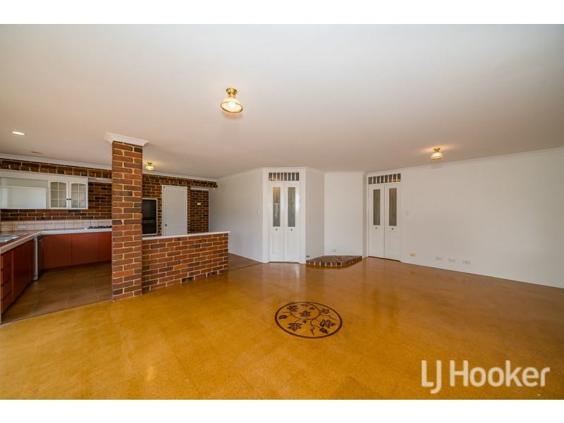 40 Chelmsford Avenue, Port Kennedy WA 6172