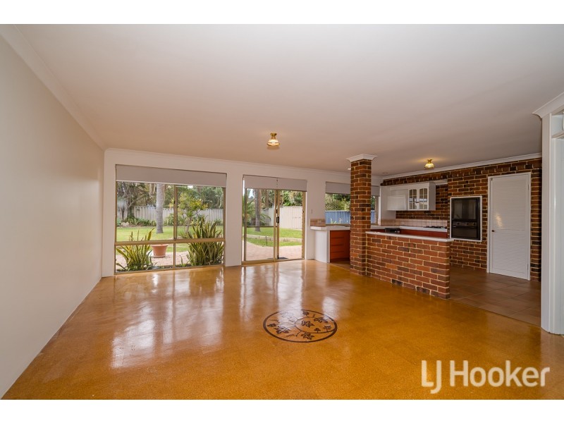 40 Chelmsford Avenue, Port Kennedy WA 6172