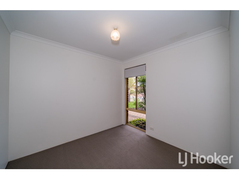 40 Chelmsford Avenue, Port Kennedy WA 6172