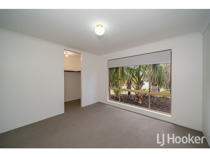 40 Chelmsford Avenue, Port Kennedy WA 6172