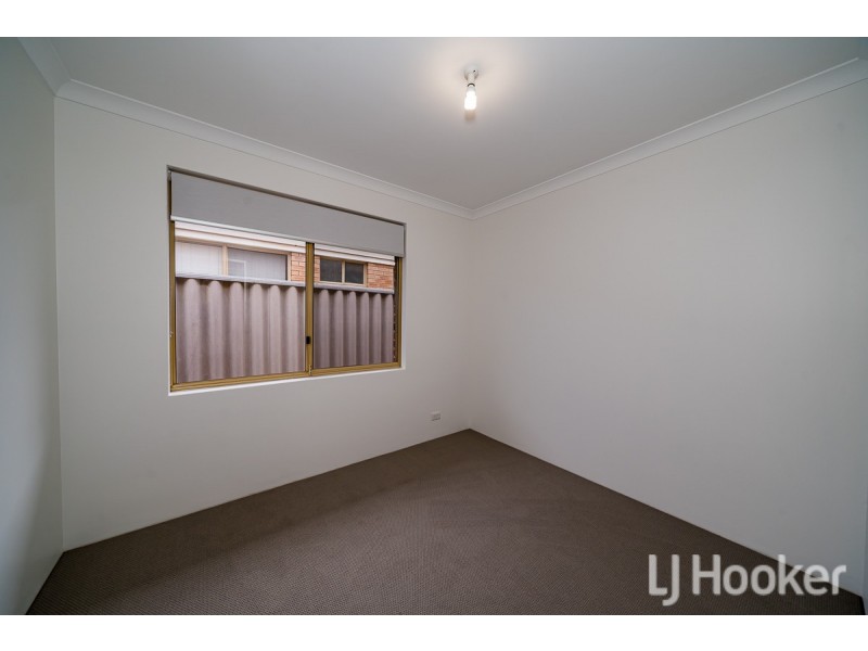 40 Chelmsford Avenue, Port Kennedy WA 6172