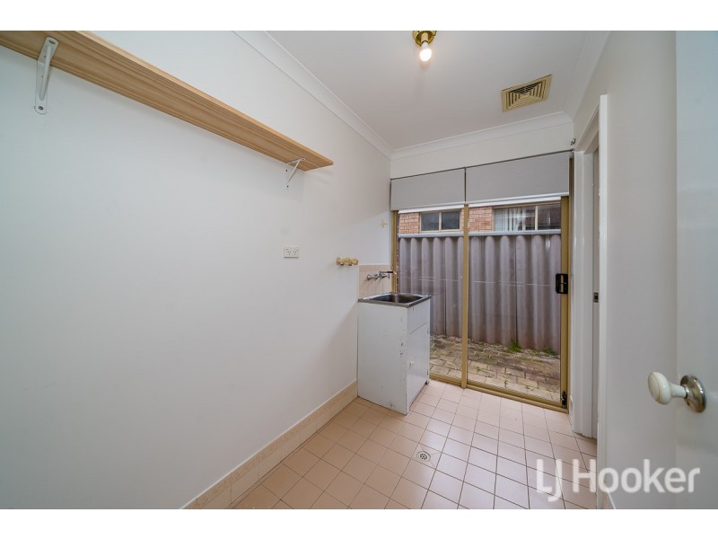 40 Chelmsford Avenue, Port Kennedy WA 6172