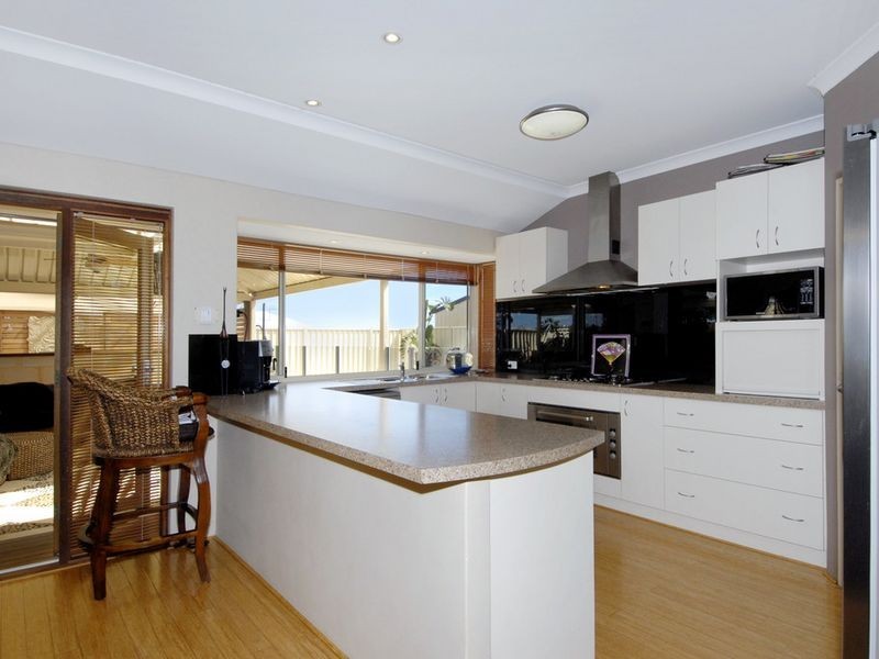 11 Mciver Way, Baldivis WA 6171