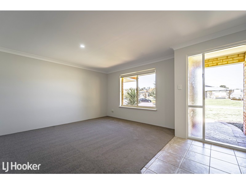 21 Cambernon Green, Port Kennedy WA 6172