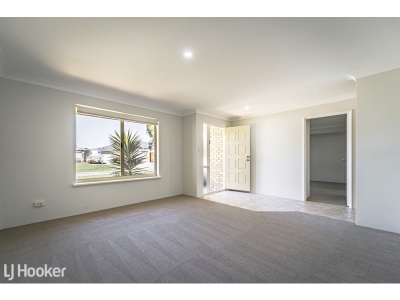 21 Cambernon Green, Port Kennedy WA 6172