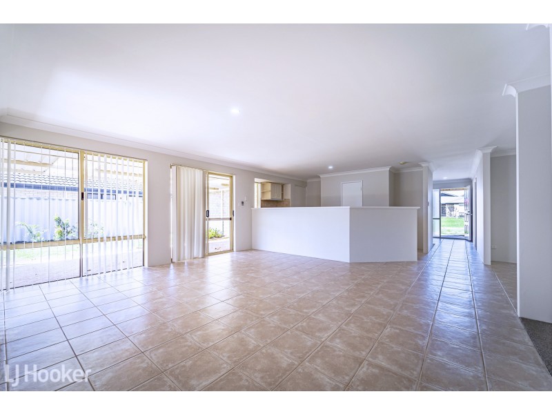 21 Cambernon Green, Port Kennedy WA 6172