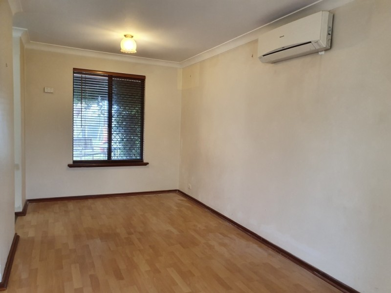 9 Yarle Court, Cooloongup WA 6168