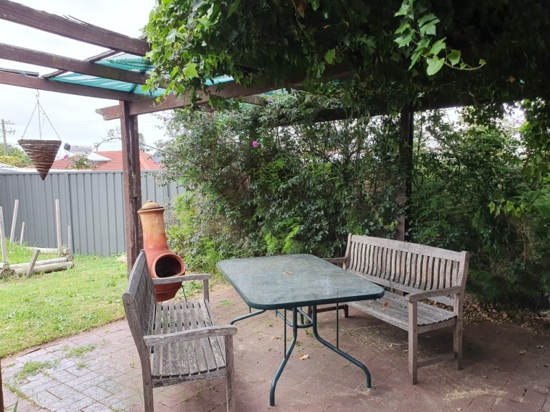 9 Yarle Court, Cooloongup WA 6168