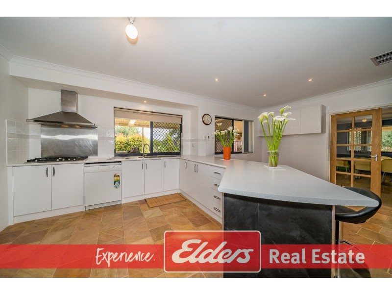 16 Liechardt Loop, Rockingham WA 6168