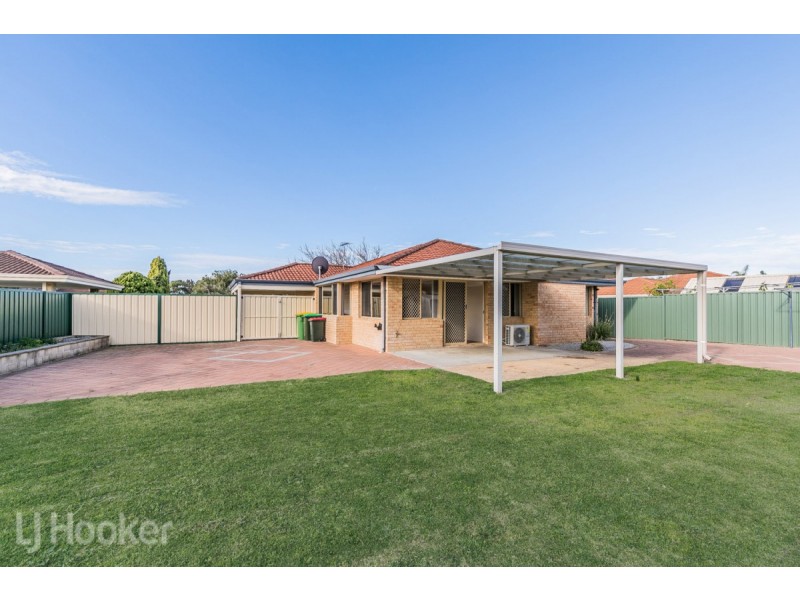 18 Castlerock Avenue, Waikiki WA 6169