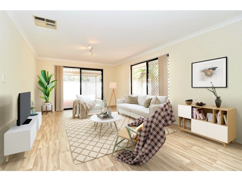 11 Eva Lynch Way, Warnbro WA 6169