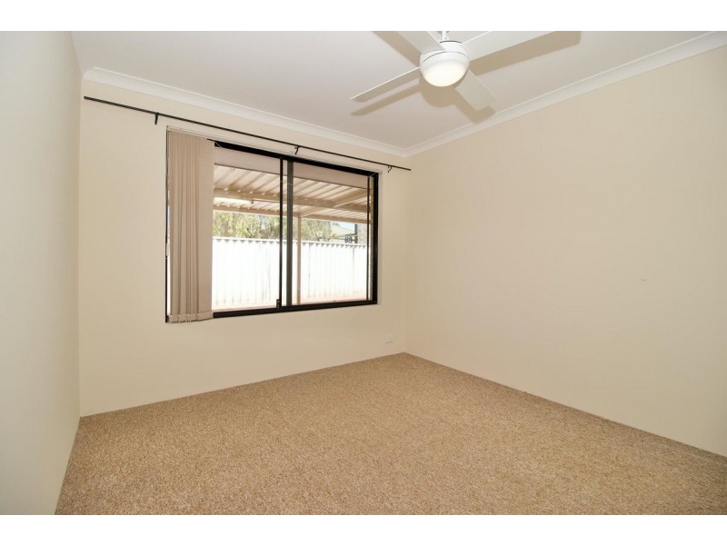 11 Eva Lynch Way, Warnbro WA 6169