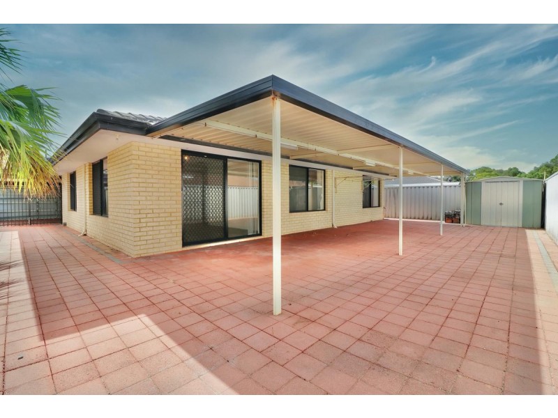 11 Eva Lynch Way, Warnbro WA 6169