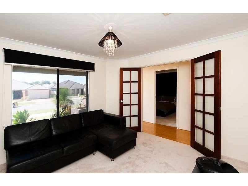 109 Forty Road, Secret Harbour WA 6173