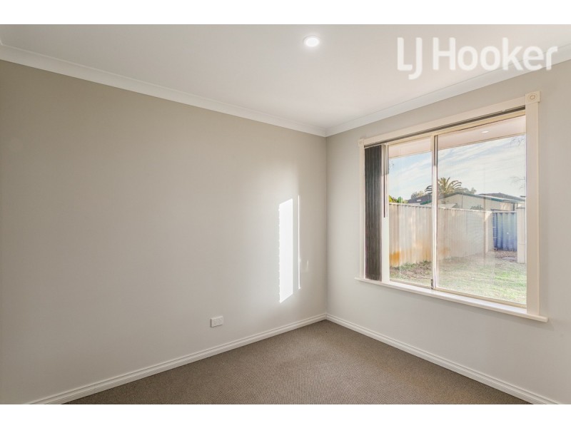 34 Elanora Drive, Cooloongup WA 6168