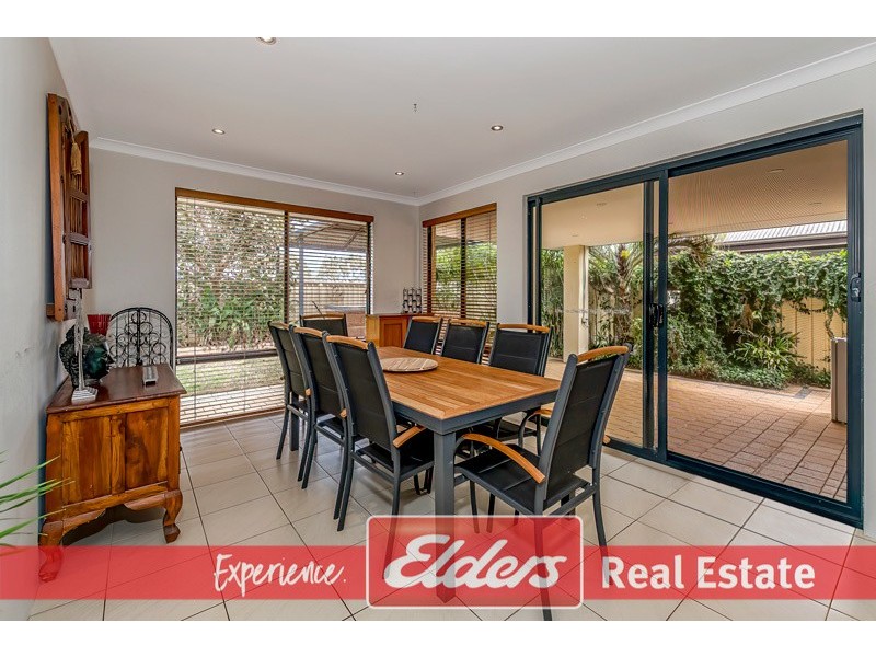 61 Albany Drive, Dawesville WA 6211