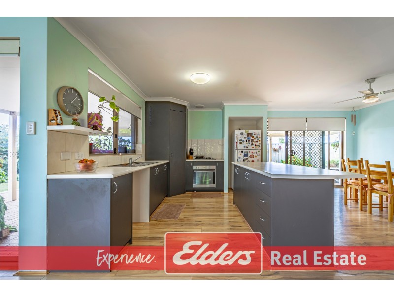 9 Yarloop Lane, Baldivis WA 6171