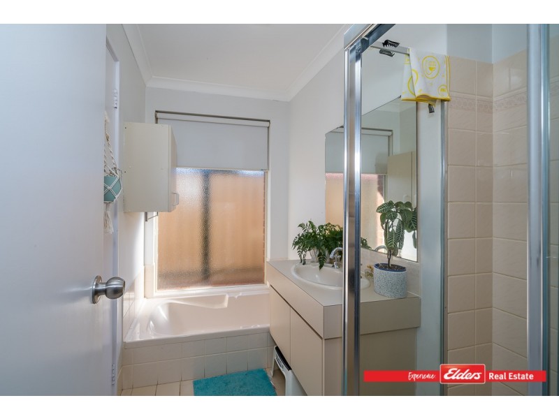 16A Grady Court, Waikiki WA 6169